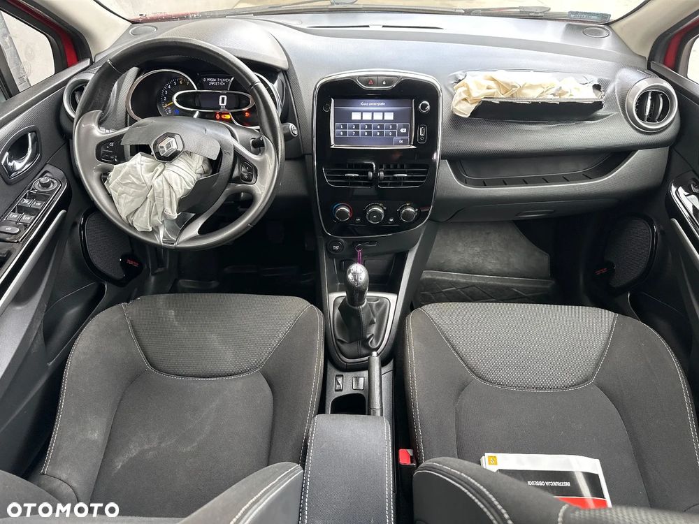 Renault Clio 0.9 TCe Techno Feel - 14