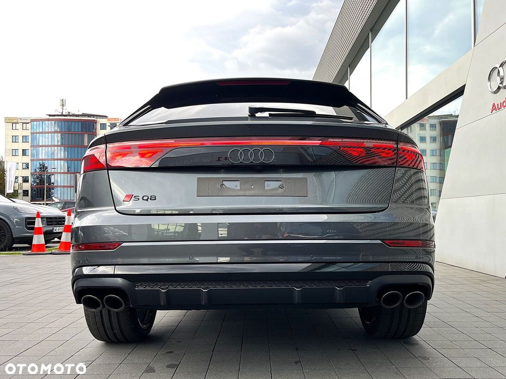 Audi SQ8 - 29
