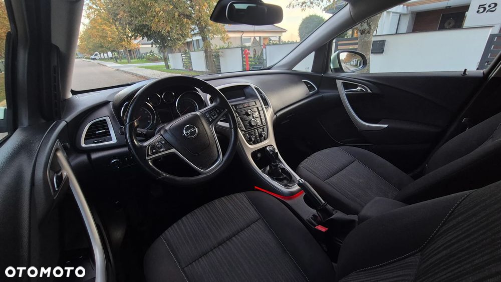 Opel Astra - 12