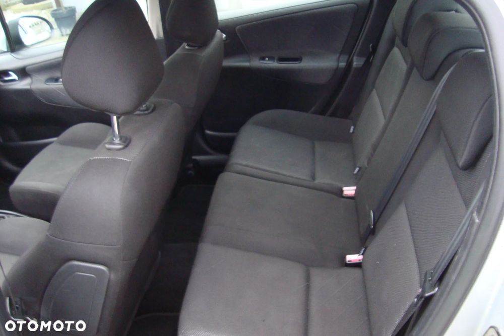 Peugeot 207 - 12