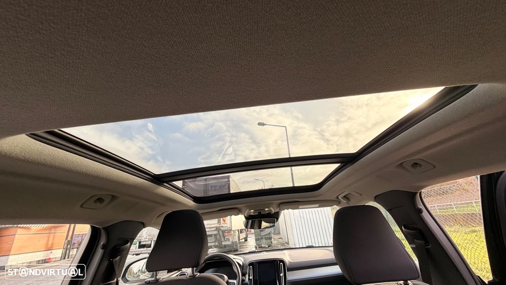 Volvo XC 40 1.5 T2 Momentum Plus - 16