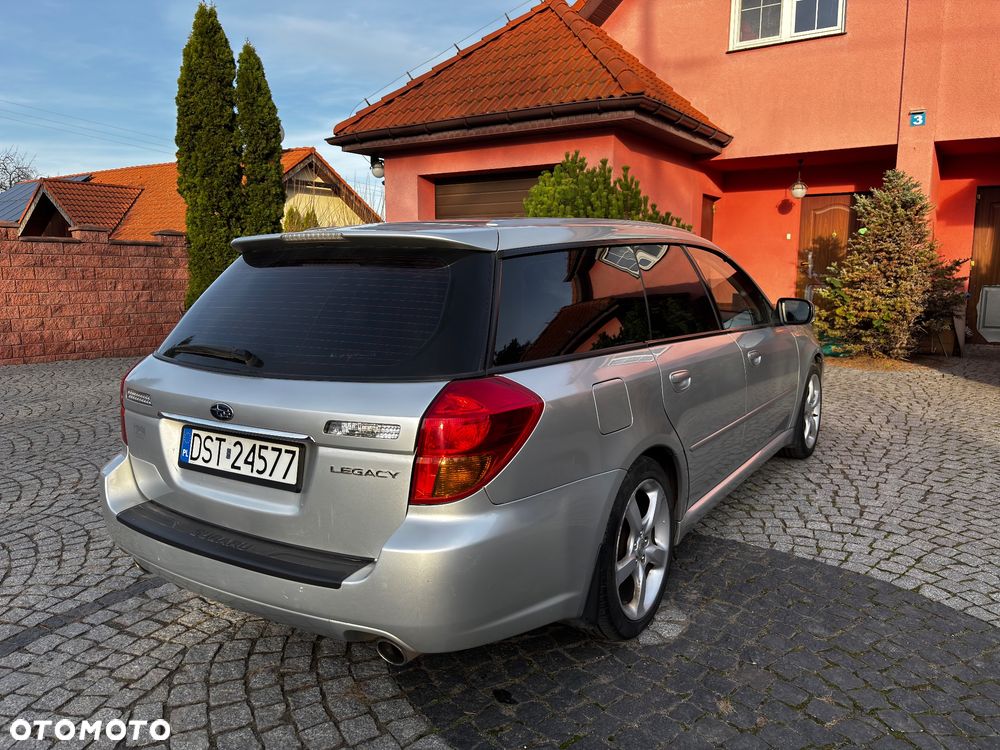 Subaru Legacy - 6
