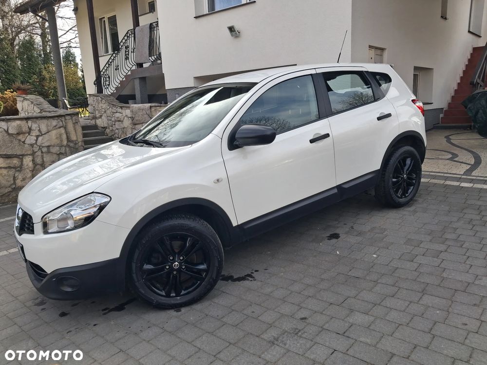 Nissan Qashqai - 1