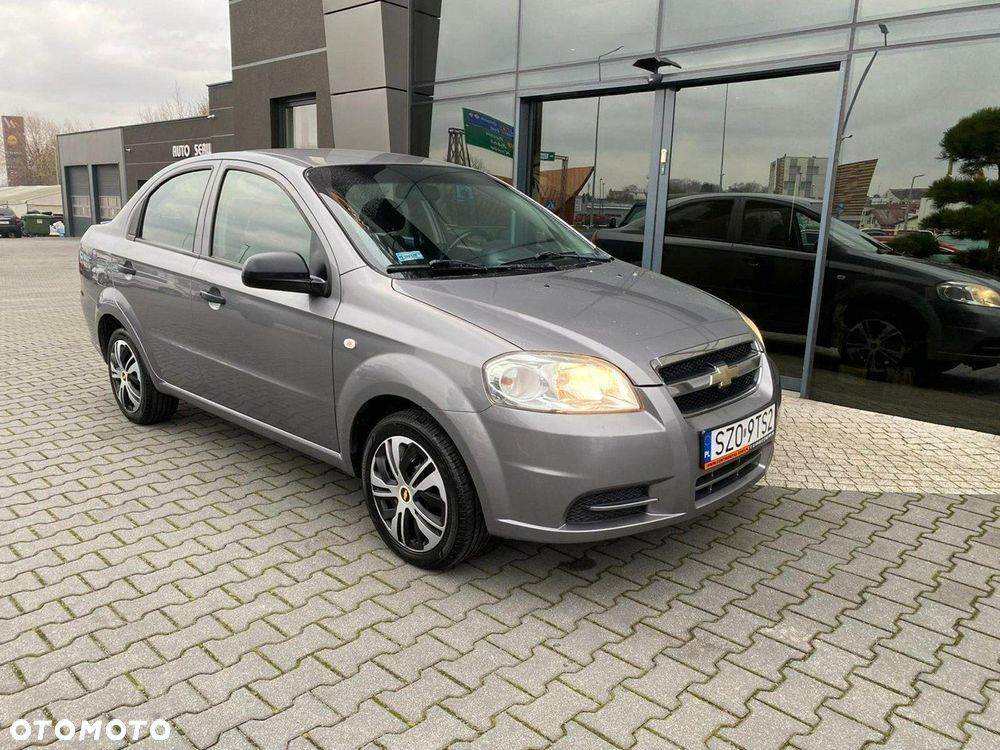 Chevrolet Aveo 1.2 16V LS - 2