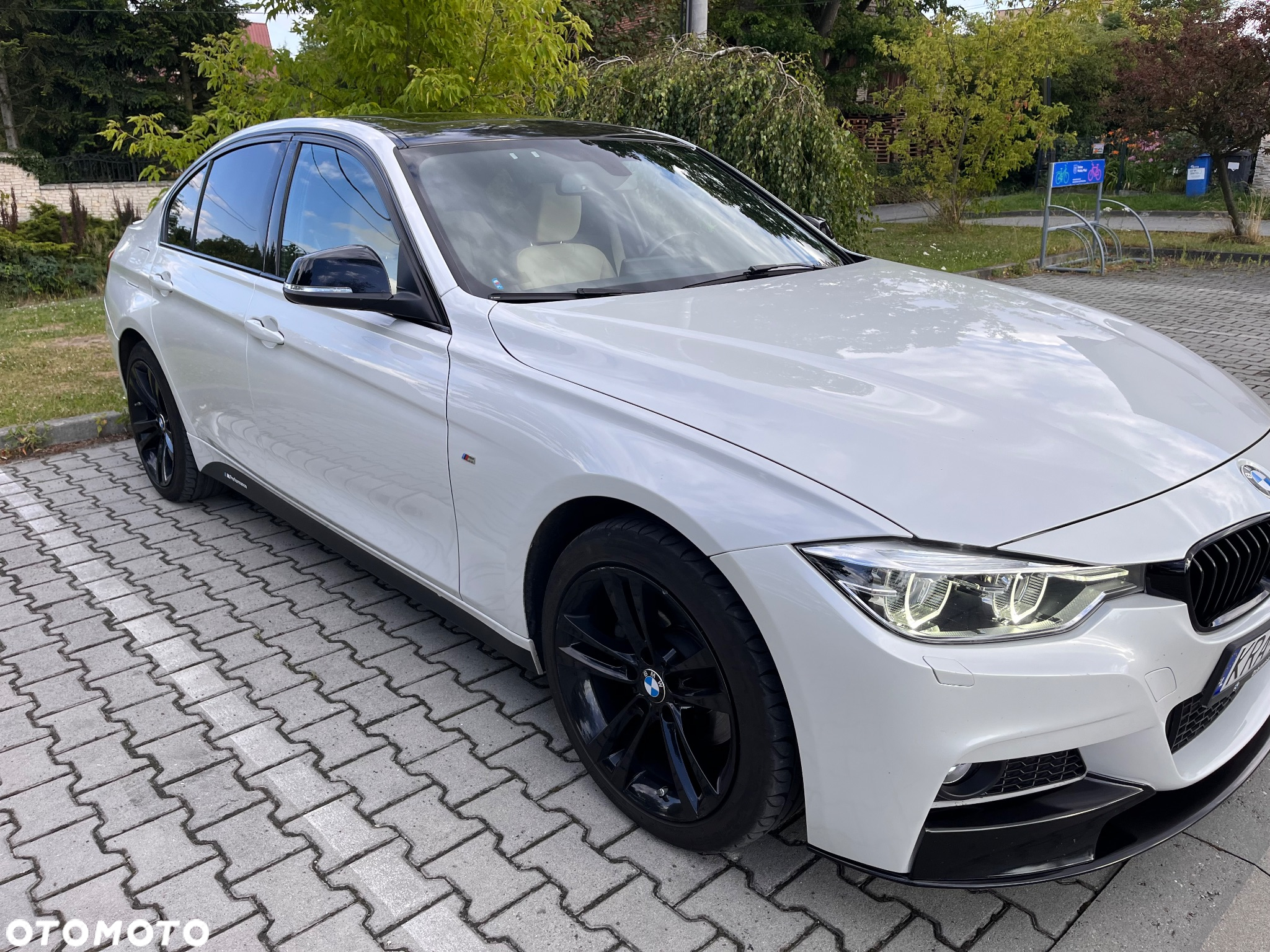 BMW Seria 3 330i xDrive - 3