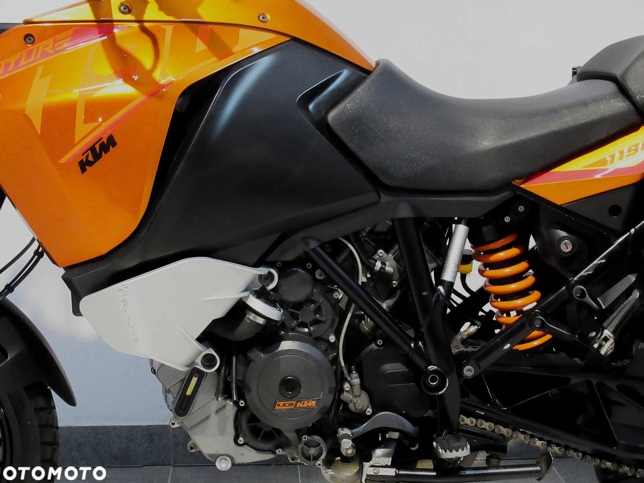 KTM Adventure - 14