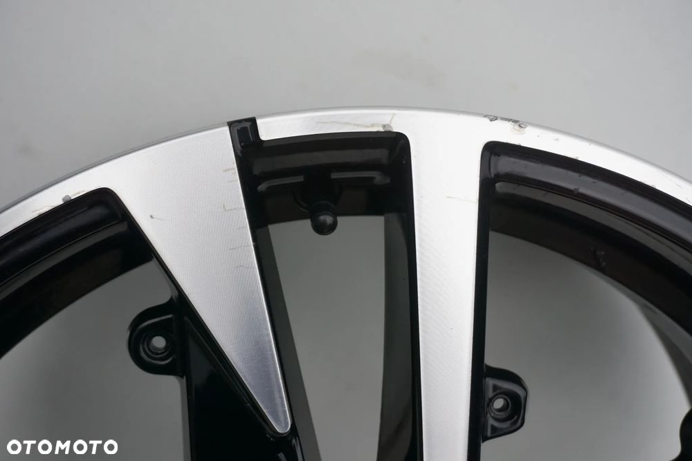 Peugeot 4x108 18 7J et35 9828186880 - 4