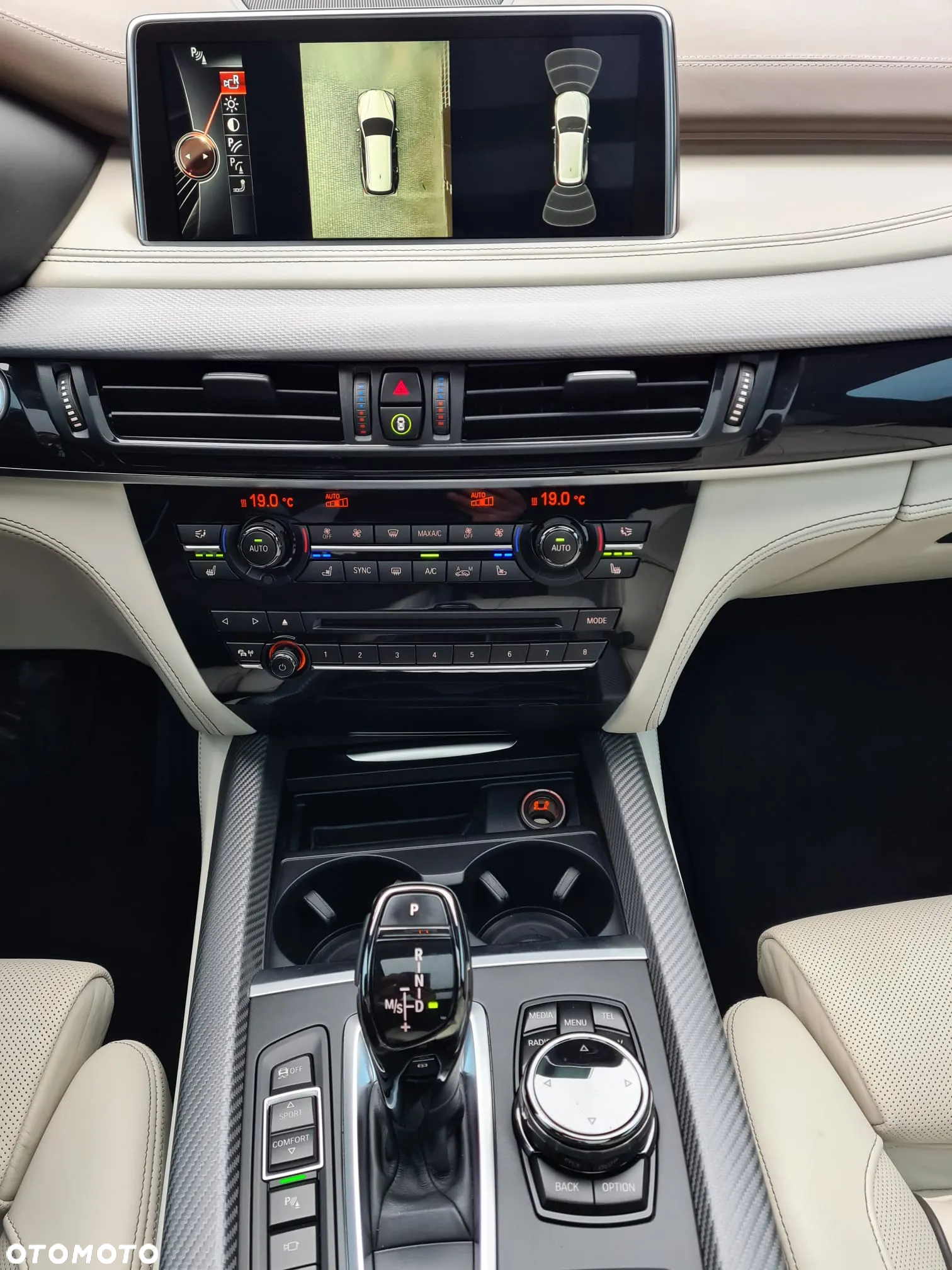 BMW X5 xDrive40d - 22