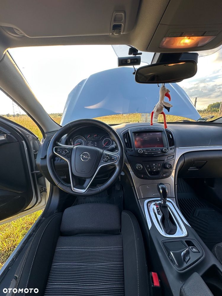 Opel Insignia 2.0 CDTI - 12