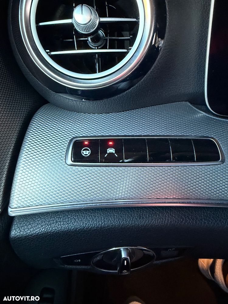 Mercedes-Benz E 220 d Aut. - 15