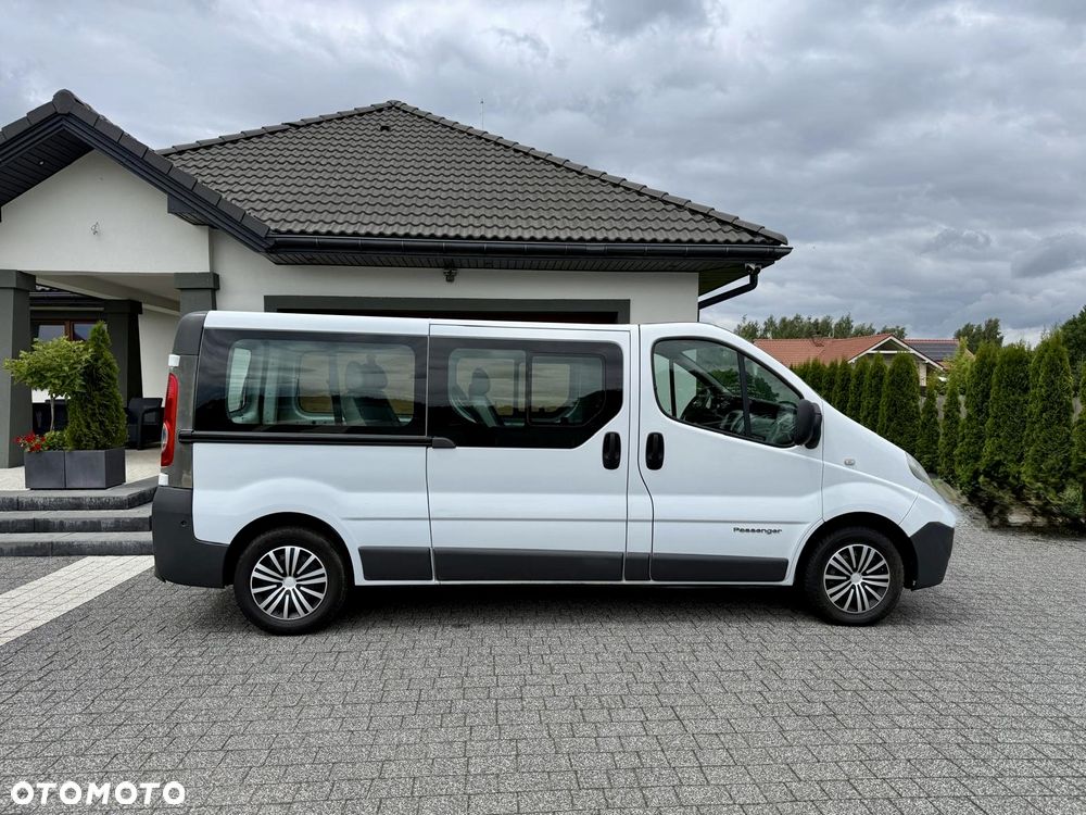 Renault Trafic - 14