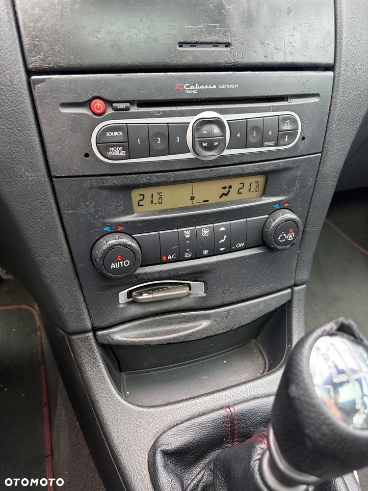 Renault Laguna 2.0 Turbo GT - 13