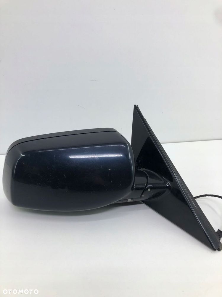 BMW E60 E61 PRAWE LUSTERKO CARBONSCHWARZ 3-PIN M-PAKIET EU - 2