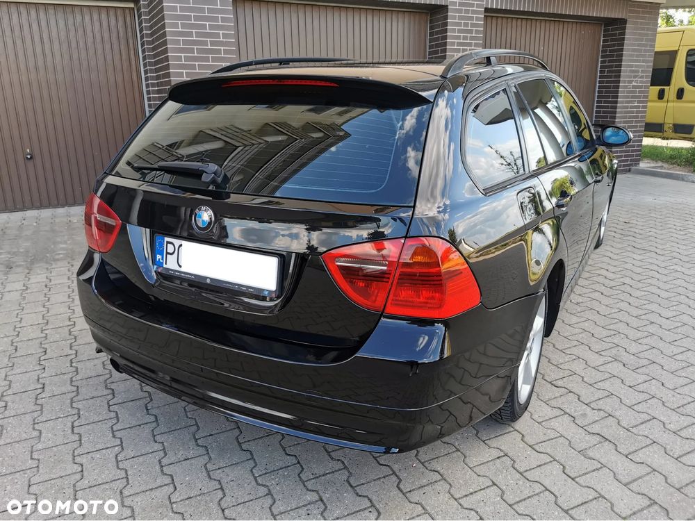 BMW Seria 3 318d - 28