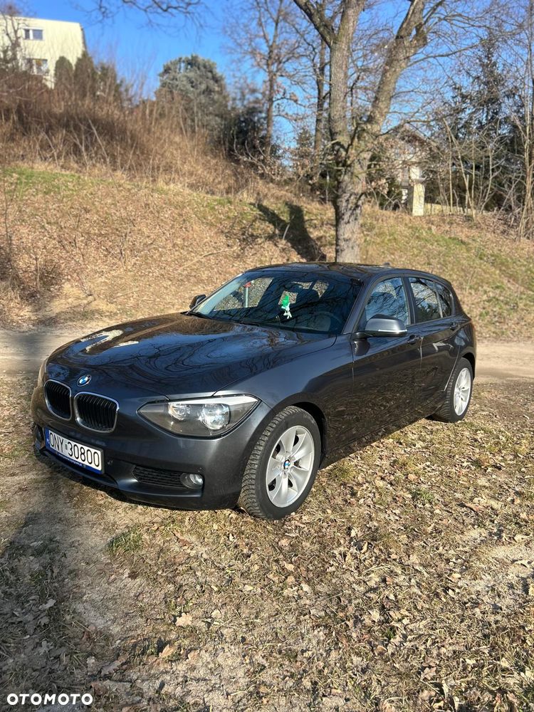 BMW Seria 1 116d EfficientDynamics - 9