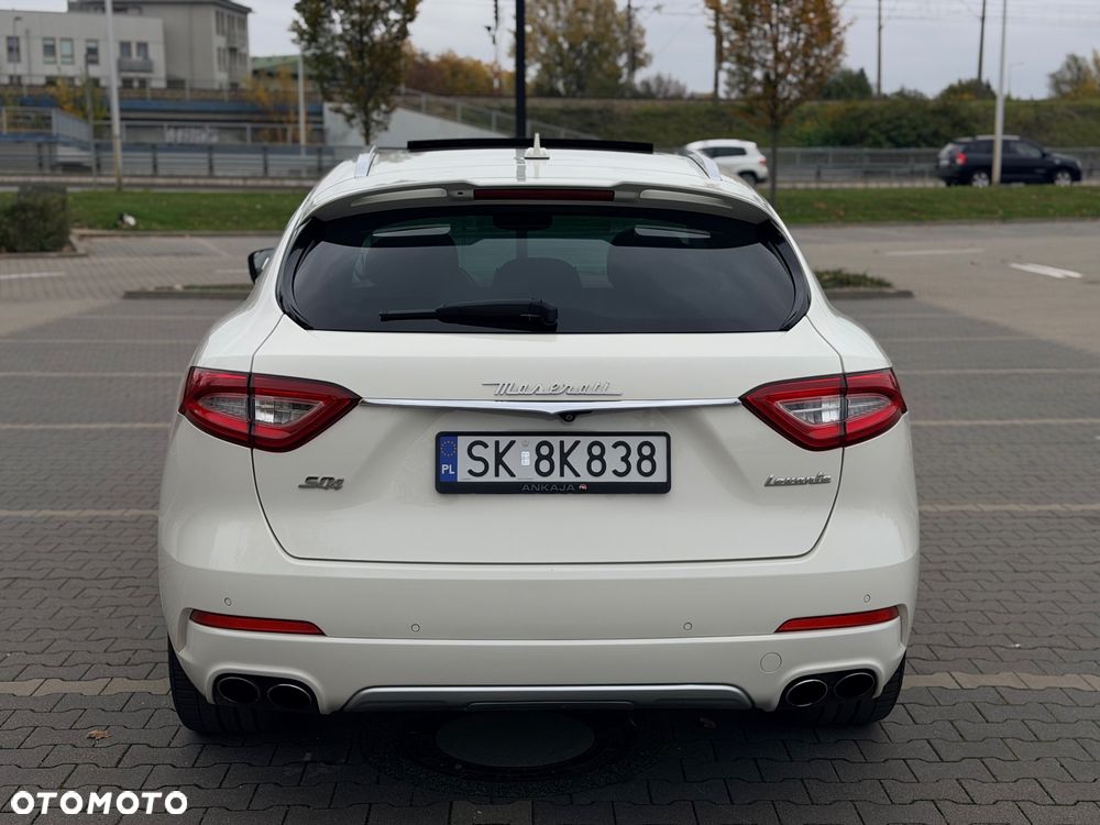 Maserati Levante - 22