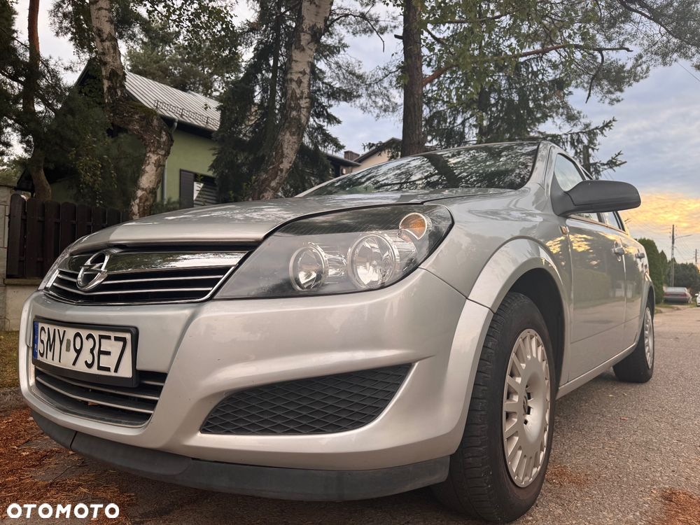 Opel Astra 1.6 Active - 10