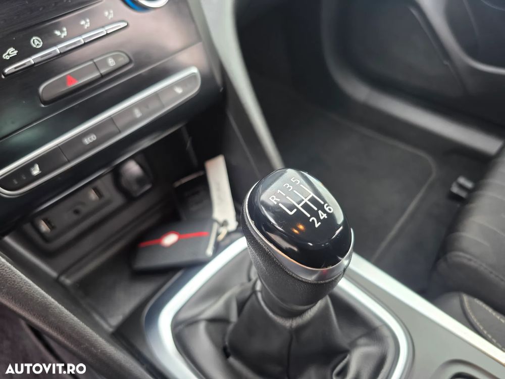 Renault Megane ENERGY dCi 110 INTENS - 13