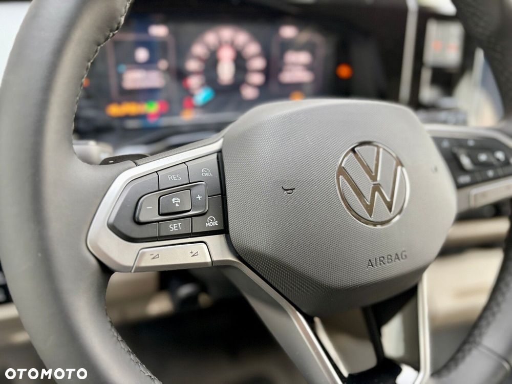 Volkswagen Multivan 2.0 TDI L2 Family DSG - 25