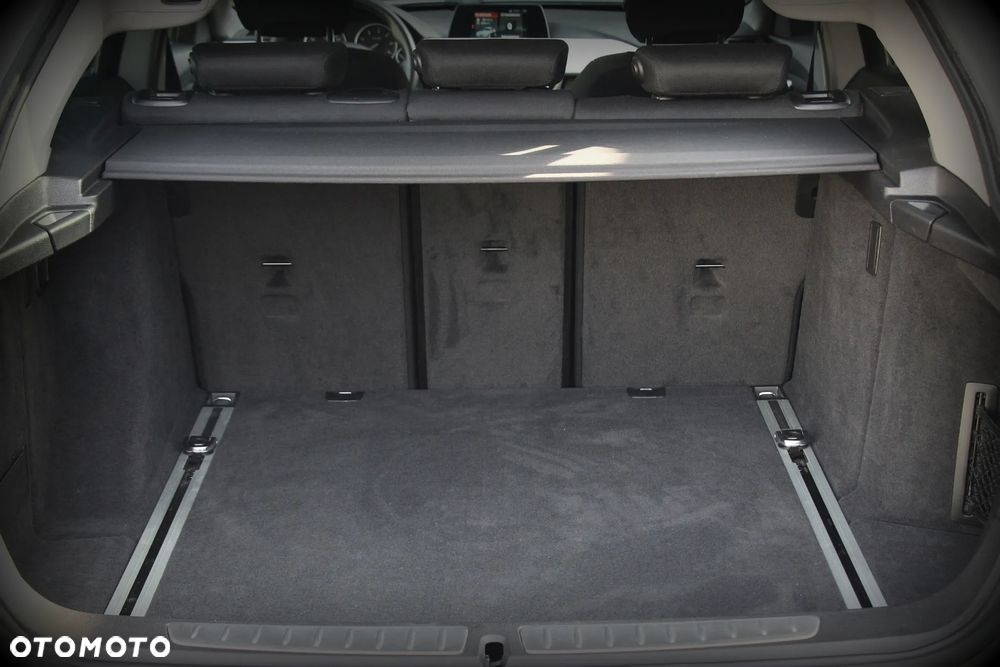 BMW 3GT 318d Advantage - 23