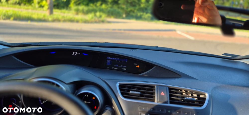 Honda Civic 1.8 Comfort (Honda Connect+) - 6