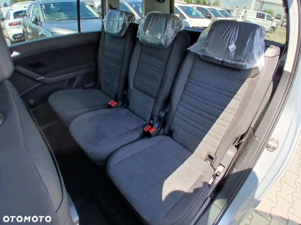 Volkswagen Touran 1.5 TSI EVO Comfortline Plus DSG - 11