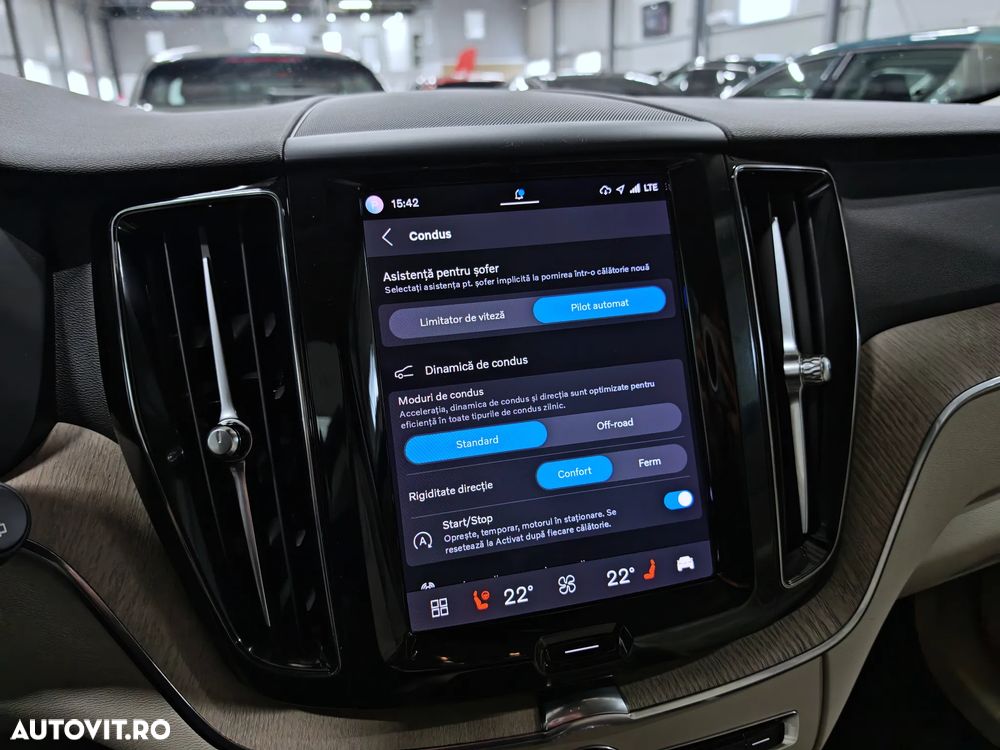 Volvo XC 60 B4 D Core - 16