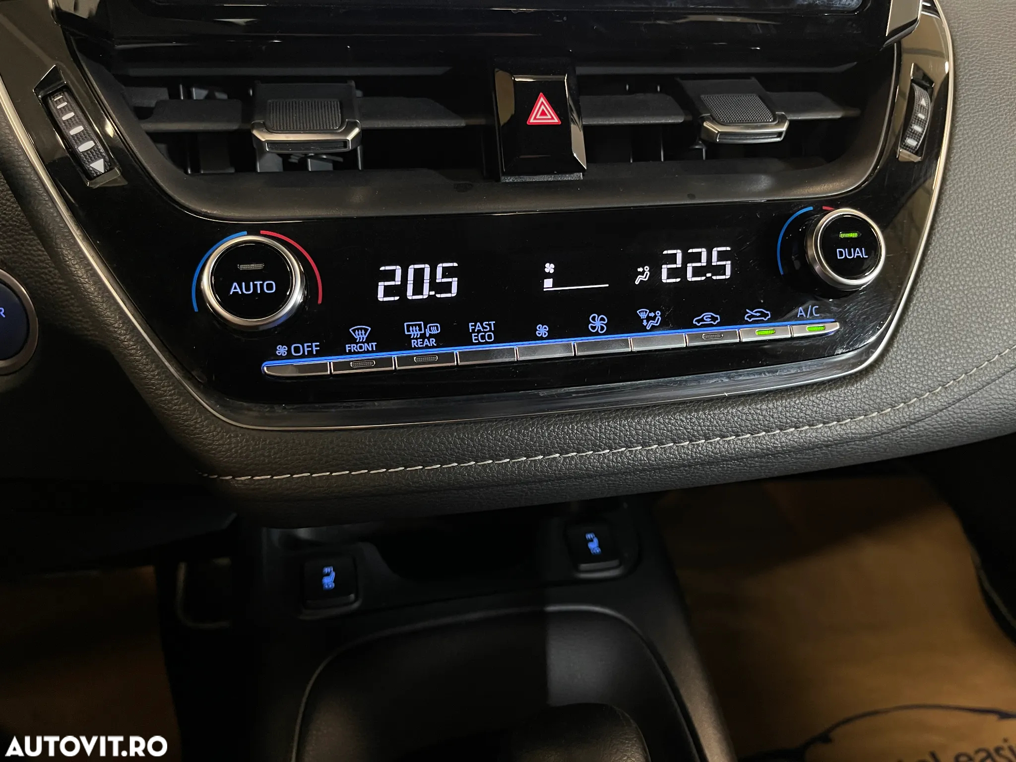 Toyota Corolla 1.8 HSD TS Dynamic - 17