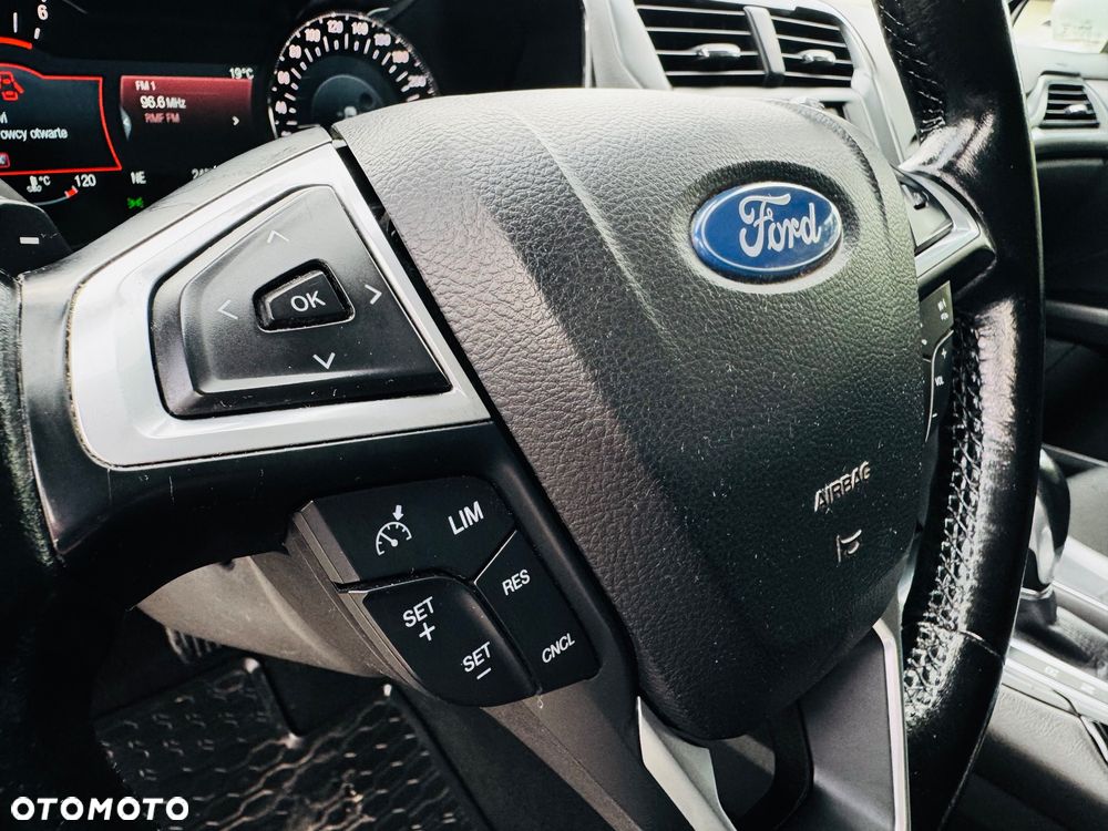 Ford Mondeo 2.0 TDCi Titanium PowerShift - 36