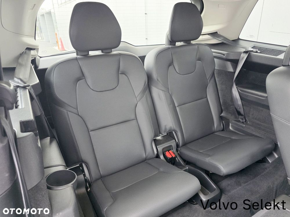 Volvo XC 90 - 19