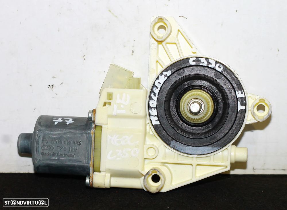 MOTOR ELEVATÓRIO DO VIDRO TRASEIRO ESQUERDO MERCEDES C350 - 2