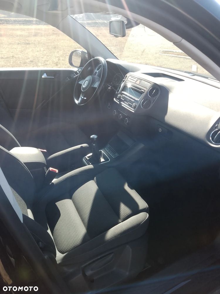 Volkswagen Tiguan - 10