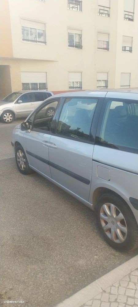 Peugeot 807 - 3