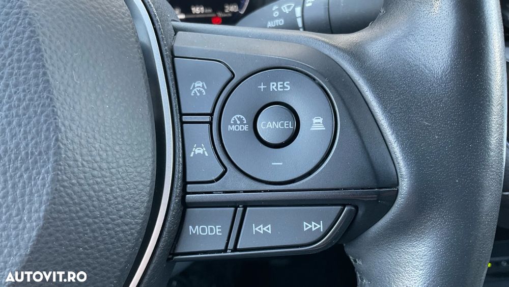Toyota Corolla 1.8 HSD Dynamic - 35