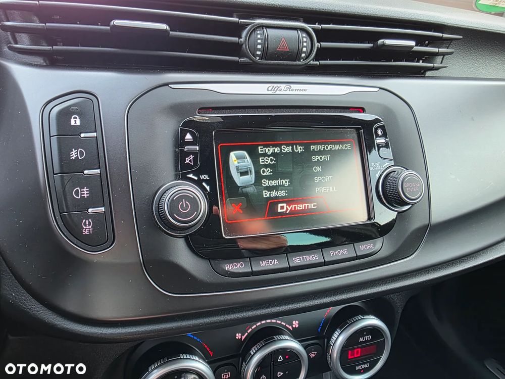 Alfa Romeo Giulietta 1.4 TB 16V Multiair Turismo - 8