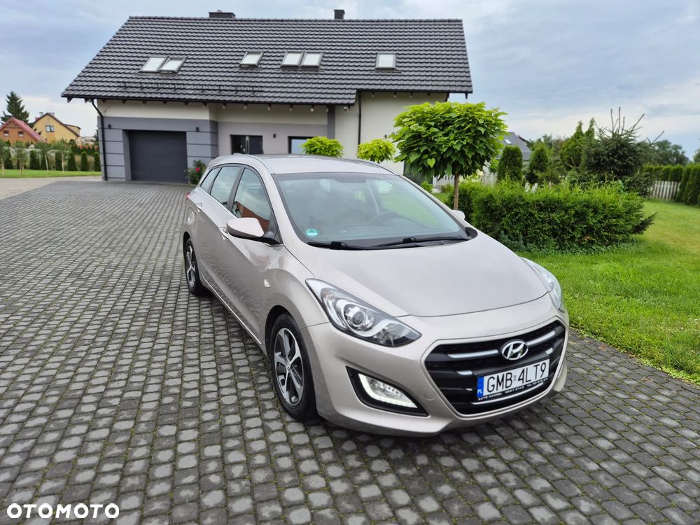 Hyundai i30 1.6 GDI Style - 21