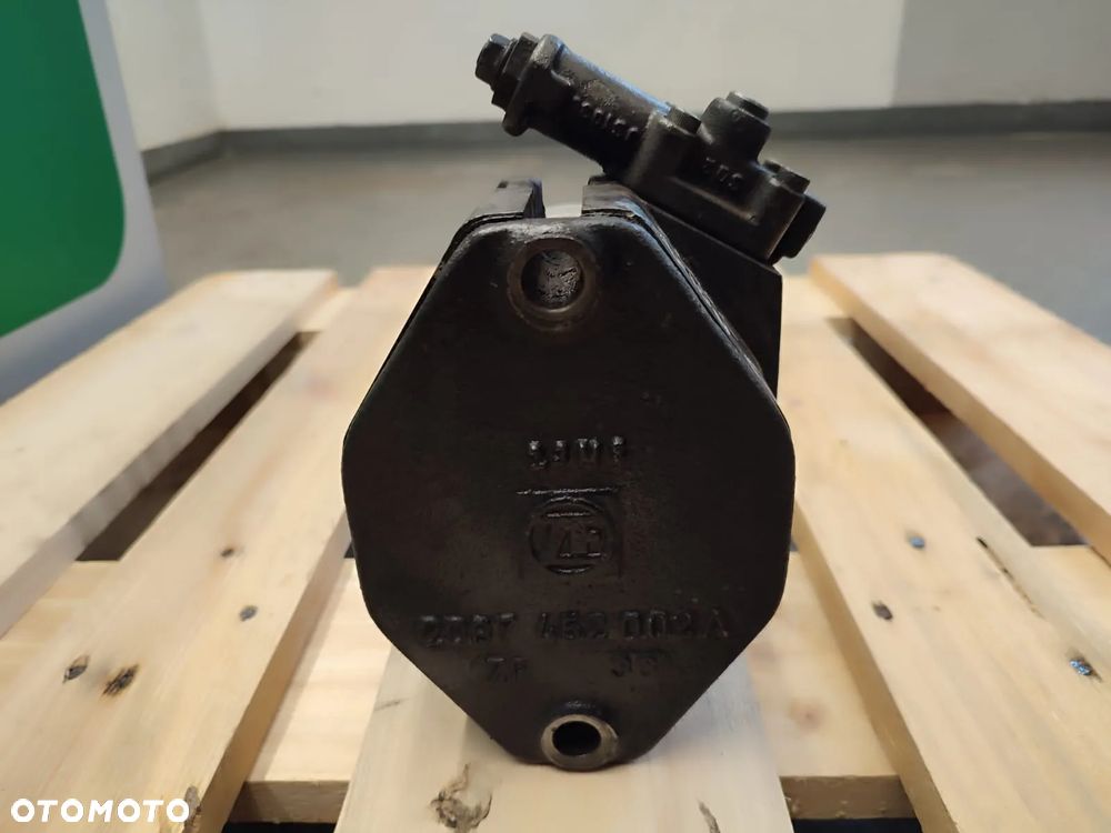 Pompa Rexroth P2VG1123030 R901028704 CLAAS AXION 830 C-MATIC - 9