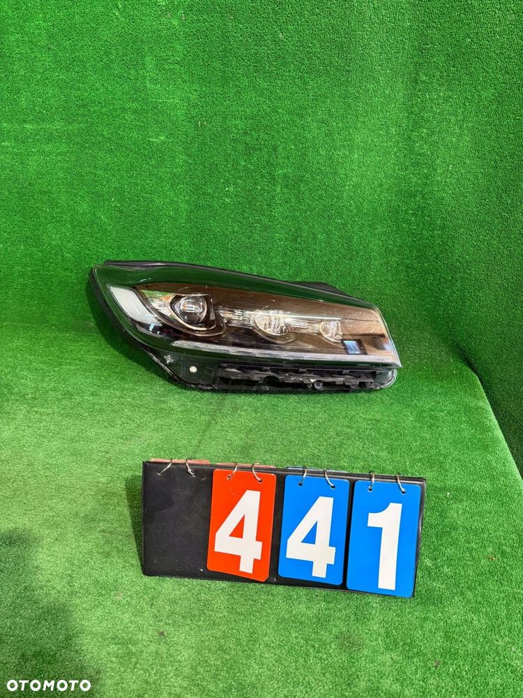 REFLEKTOR PRAWY KIA SORENTO III LIFT FULL LED nr:441 - 1