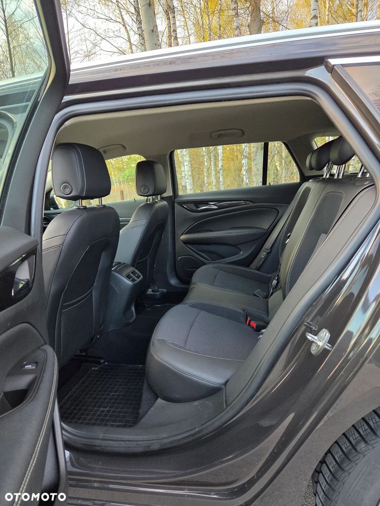 Opel Insignia 2.0 CDTI Elegance S&S - 12