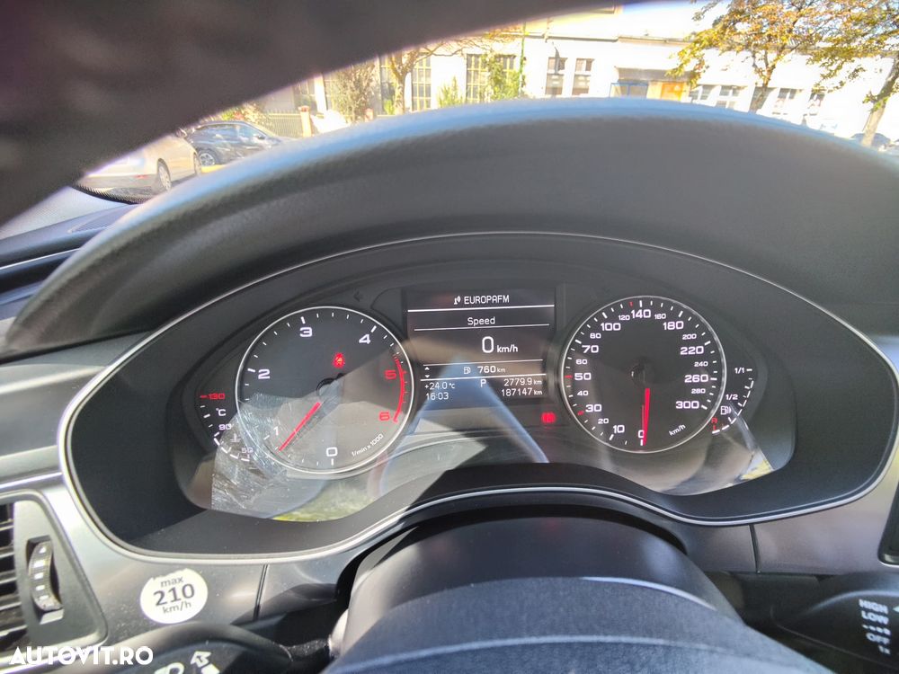 Audi A6 3.0 TDI quattro Stronic - 10