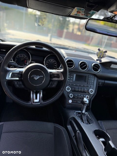 Ford Mustang - 11
