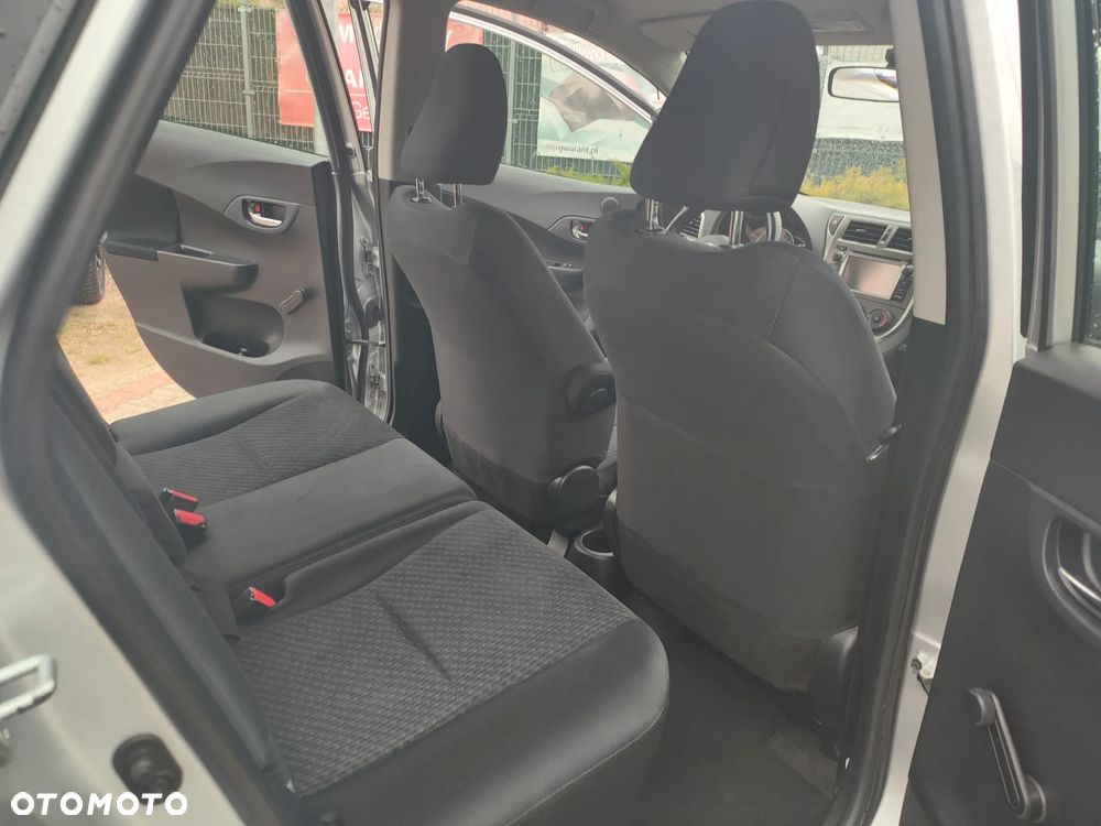Toyota Verso S 1.33 VVT-i Cool - 22