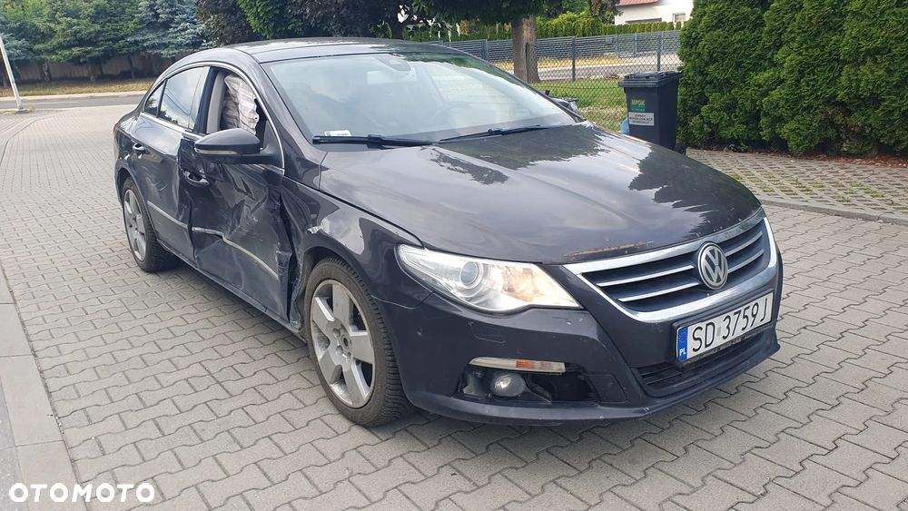 Volkswagen Passat CC 2.0 TDI 4Motion DSG BlueMotion Technolog - 2