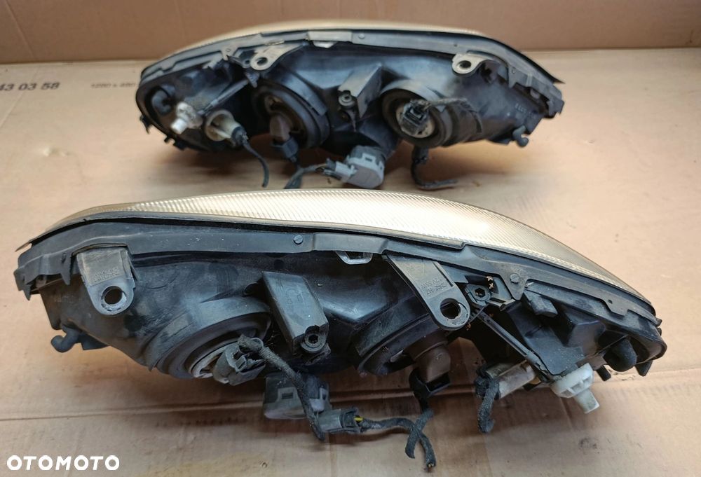 . Astra G II Bertone lampa przednia przód PRAWA oryginał EUROPA stan bdb bez uszkodzeń Opel - 3