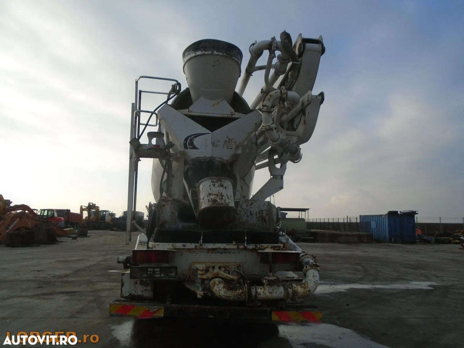 Iveco ASTRA HD8 84.45 cu pompa de beton - 6