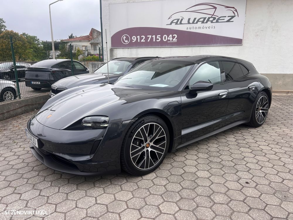 Porsche Taycan Sport Turismo - 1