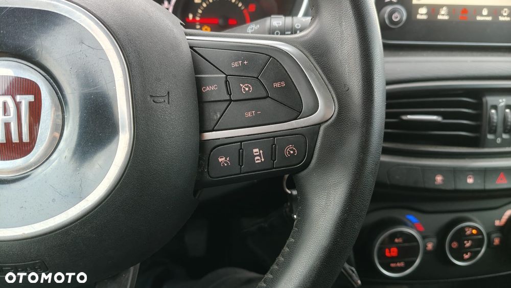 Fiat Tipo 1.6 MultiJet 16v Lounge - 12