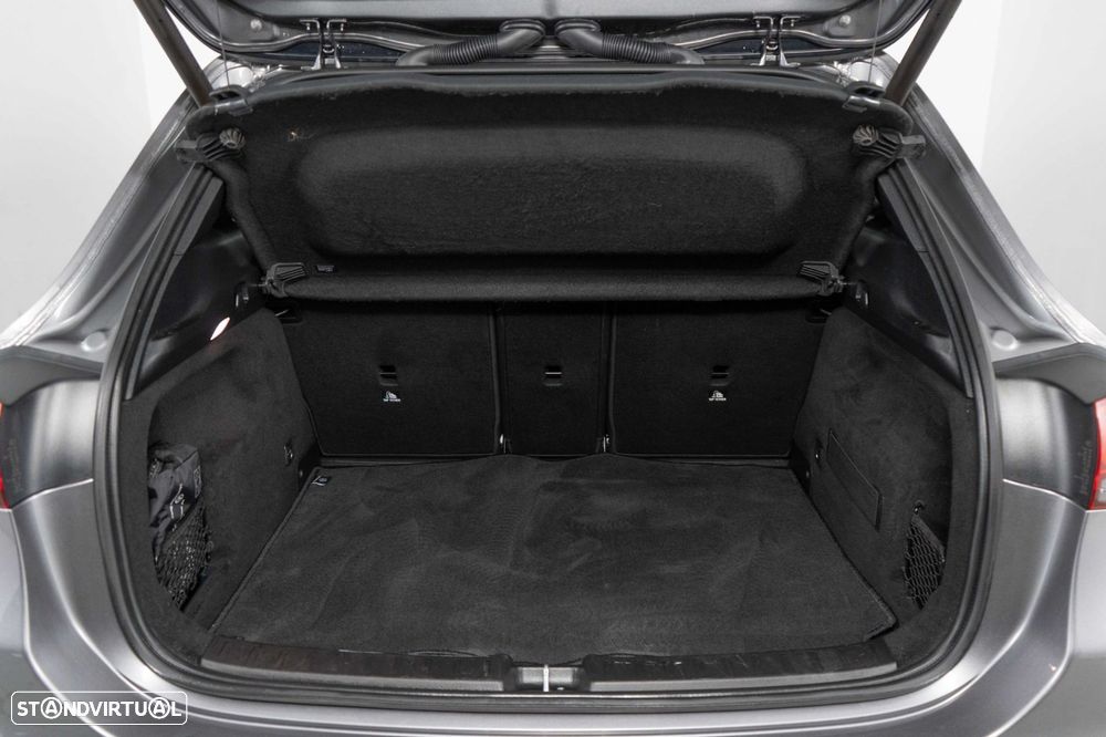 Mercedes-Benz GLA 250 e Progressive - 14