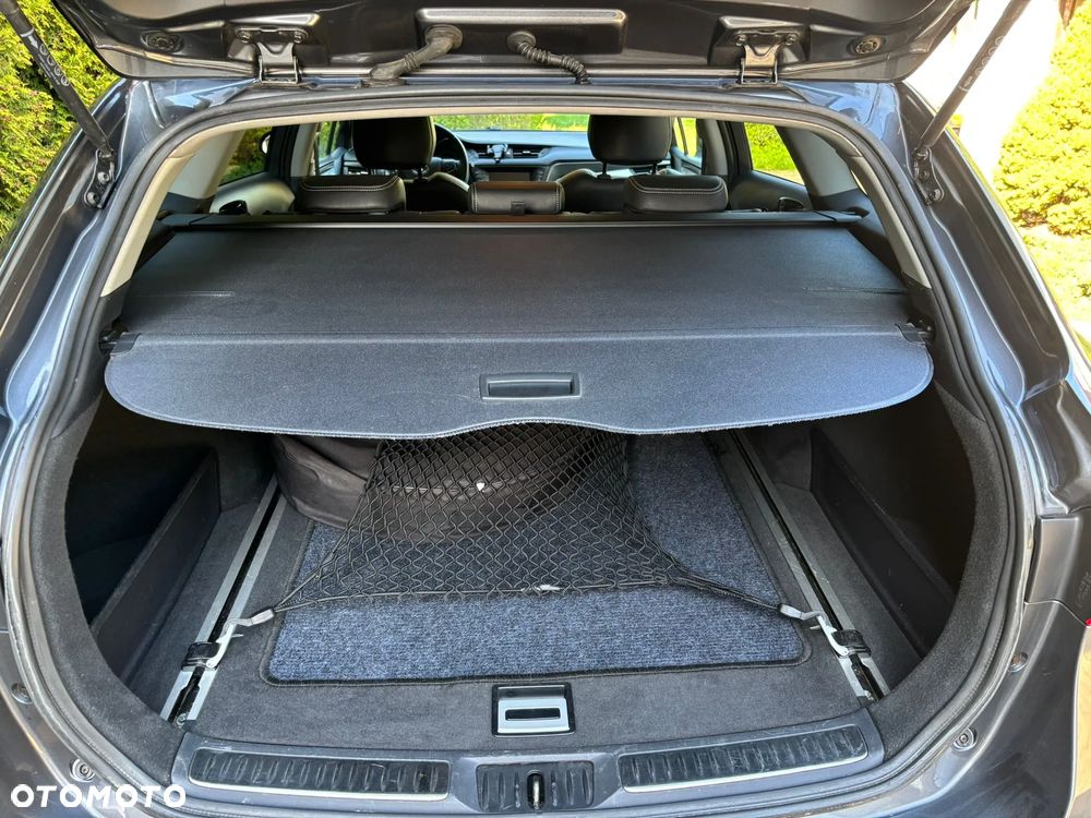 Toyota Avensis 1.8 Prestige - 16