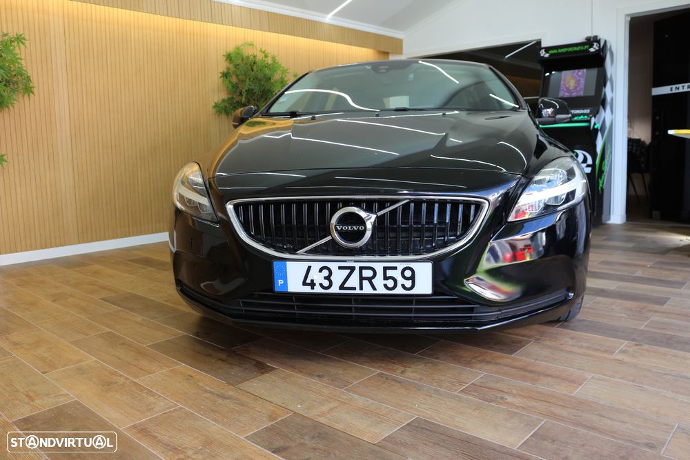 Volvo V40 2.0 D3 Momentum - 2